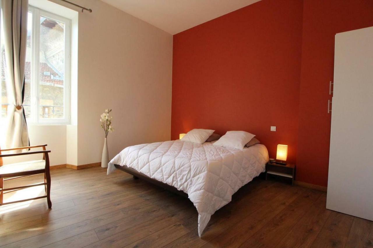 Appartement Spacieux Et Confortable La Roche-de-Glun Екстер'єр фото